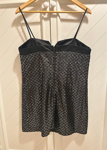 Pul Detaylı Siyah Mini Elbise - Görsel 2