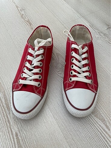 Kadın converse