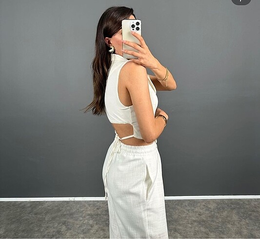 Zara Zara crop yelek