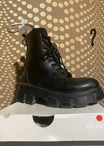 Siyah Platform Topuklu Gotik Kadın Botları - Görsel 3