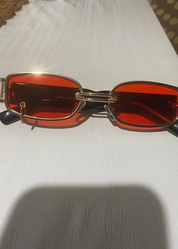 Kırmızı Vintage Kadın Güneş Gözlüğü - Görsel 2