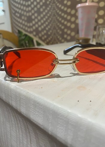 Kırmızı Vintage Kadın Güneş Gözlüğü - Görsel 3