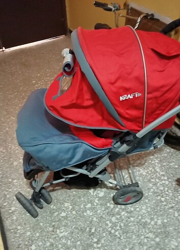 Kraft Kraft Bebek Arabası çift yönlü 