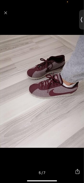 38 Beden bordo Renk Orijinal Nike spor ayakkabı