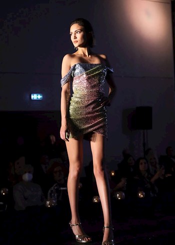 Mini Payetli Renkli Abiye - Görsel 6