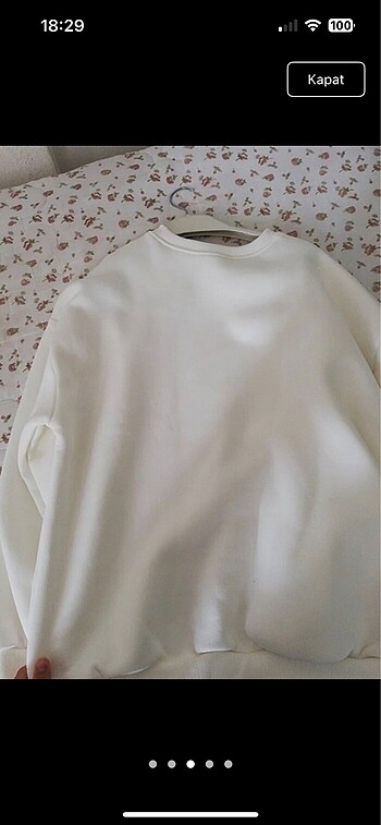 H&M madmext ekru sweatshirt
