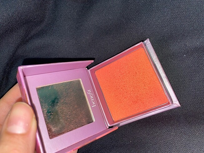 Benefit Benefit allık