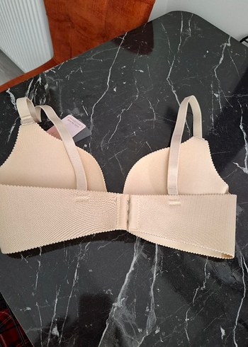 Minimalist Bej Dikişsiz Sütyen - Görsel 3