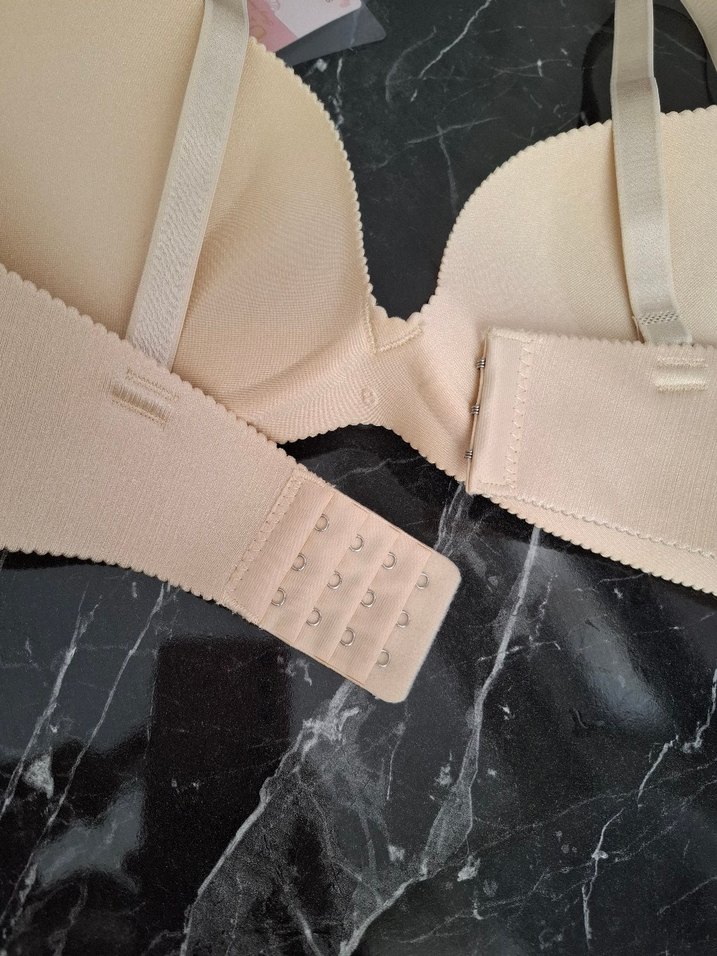 Minimalist Bej Dikişsiz Sütyen - Görsel 4