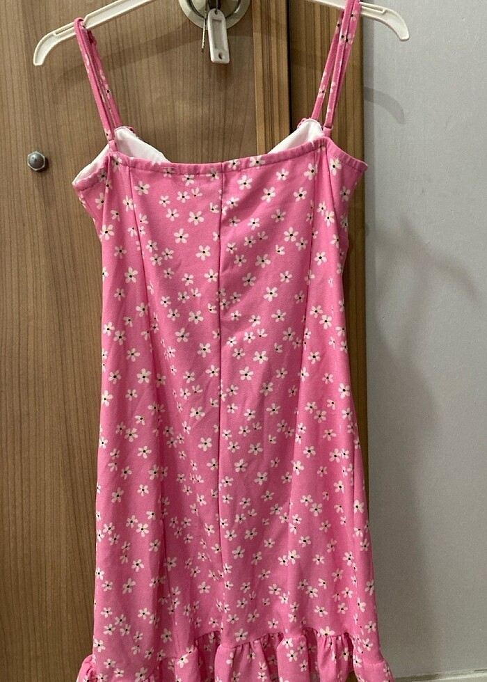 Çiçekli elbise - Görsel 3