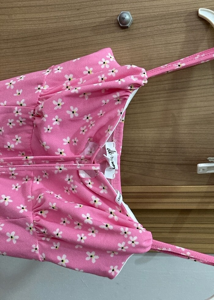 Çiçekli elbise - Görsel 2