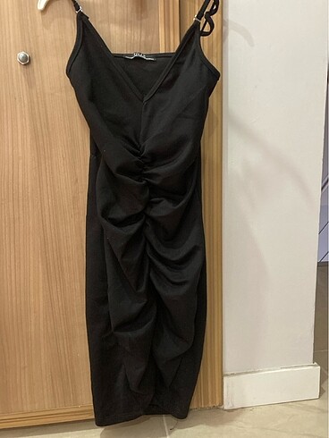 Büzgülü elbise