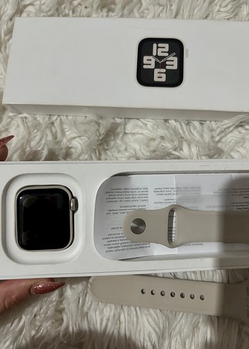 Apple Apple Watch se 40mm starlight rengi
