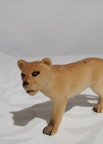 Beden Bej Renkli dişi aslan Hayvan Figürü