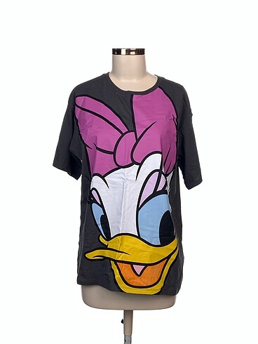 LC Waikiki T-shirt %70 İndirimli.