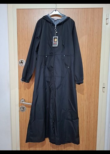 Kadın Siyah Uzun Fermuarlı Kaban - Görsel 3