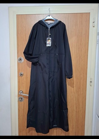 Kadın Siyah Uzun Fermuarlı Kaban - Görsel 2