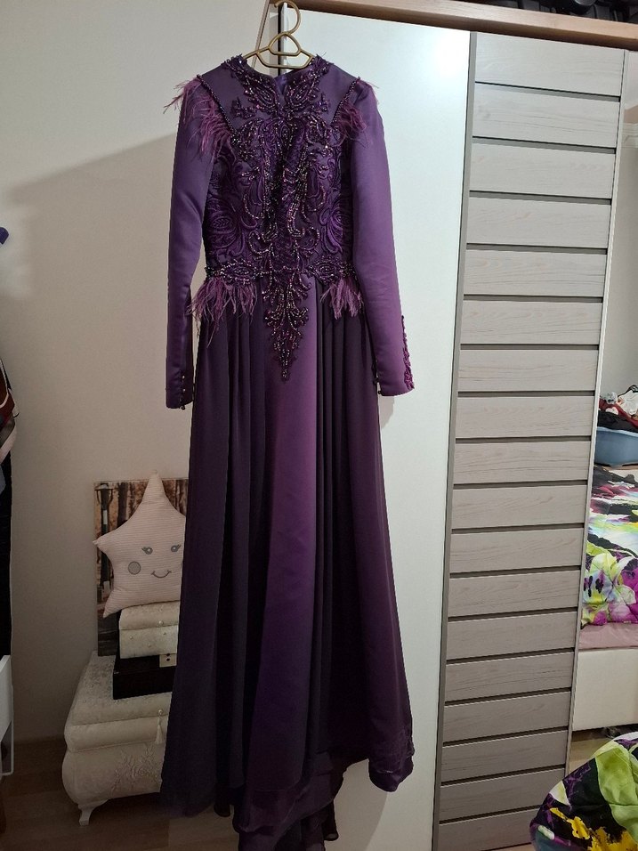Mor İşlemeli Uzun Kollu Abiye Elbise - Görsel 2