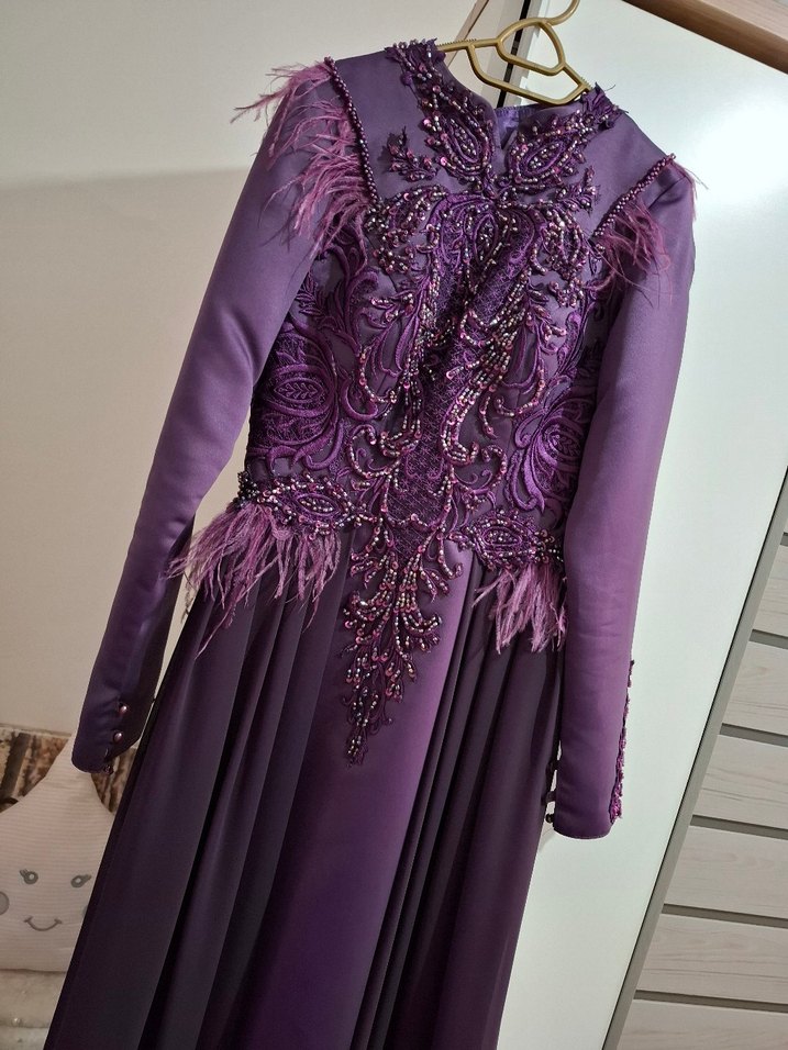 Mor İşlemeli Uzun Kollu Abiye Elbise - Görsel 4