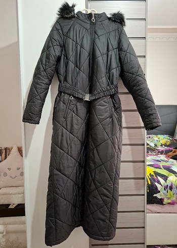 Kemerli Siyah Uzun Kadın Kışlık Mont - Görsel 7