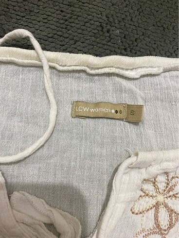 LC Waikiki Kayık yaka bluz