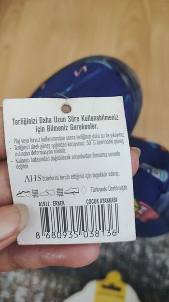 22 Beden lacivert Renk Havuz kullaniminda