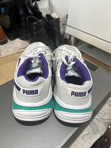 36 Beden beyaz Renk Puma spor