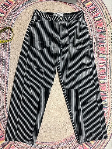 40 Beden lacivert Renk fitilli kumaş carpenter jean bershka (ölçülü)