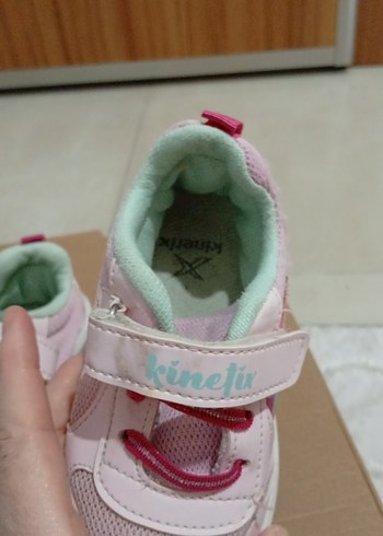 Kız Çocuk Renkli Baskılı Spor Ayakkabı - Görsel 4