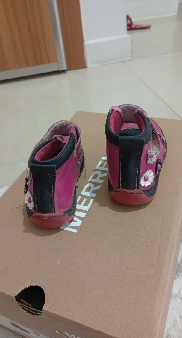 Pembe Çiçekli Kız İlk Adım Ayakkabısı - Görsel 2