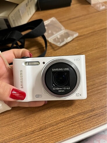  Beden Samsung WB30F Fotoğraf makinası