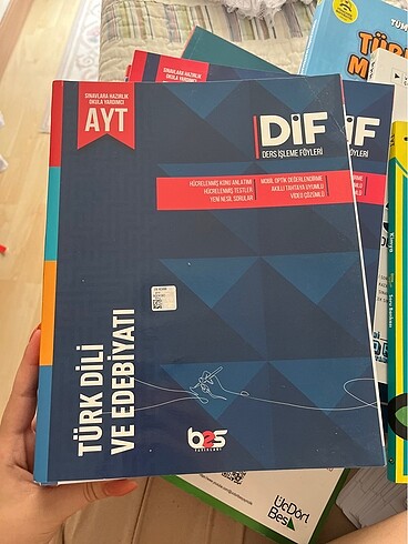 Edebiyat felsefe dif