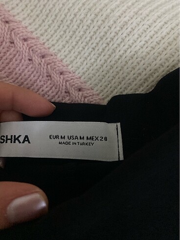 28 Beden siyah Renk Bershka Mini Etek Kadın
