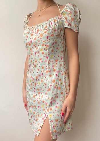 Bershka Pastel Cicekli Mini Elbise Saten