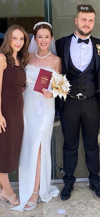 Beyaz Nikah Elbisesi