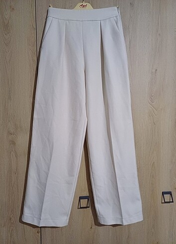 Kışlık pantolon krem rengi