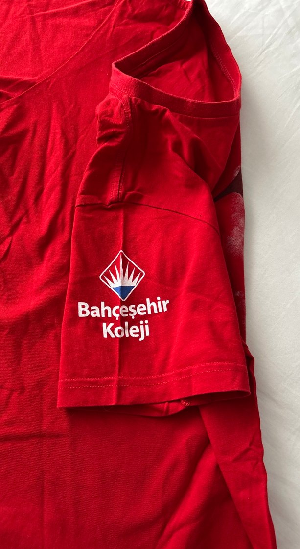 Kız Çocuk Kırmızı Atatürk Baskılı Tişört - Görsel 3