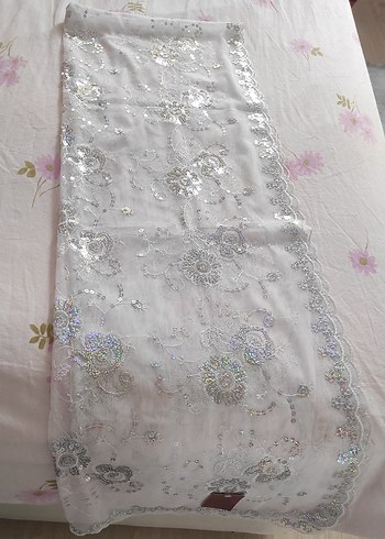 Beden Dantel Detaylı Beyaz Kadın Fular