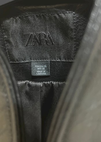 Zara Siyah Deri Kadın Ceket Bel Detaylı - Görsel 3
