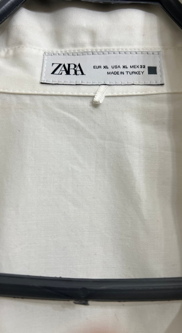 Zara Düğmeli Beyaz  Kadın Gömlek - Görsel 2