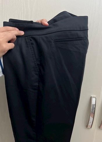 Püsküllü Siyah Kadın Kumaş Pantolon - Görsel 2