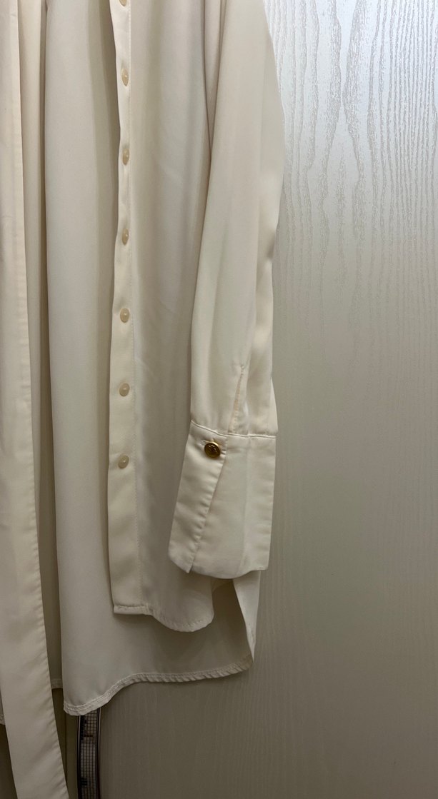 Krem rengi krep kumaş gömlek - Görsel 2