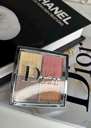 Dior Çok Renkli Aydınlatma Paleti