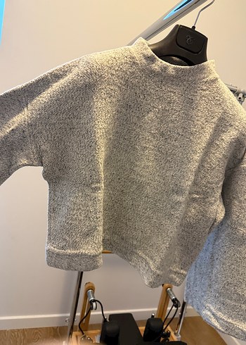 Gri Yüksek Yakalı Kadın Triko Kazak - Görsel 3