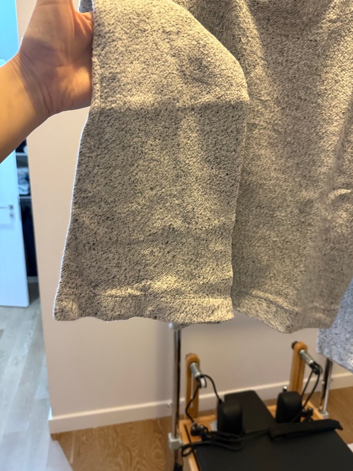 Gri Yüksek Yakalı Kadın Triko Kazak - Görsel 2