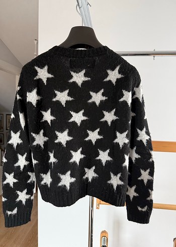 Benetton Yıldız Desenli Siyah Örgü Kazak - Görsel 5