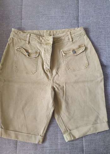 Bej Kadın Bermuda Şort Rahat Kesim - Görsel 2