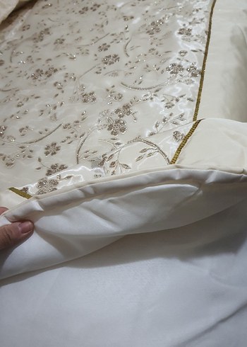 İşlemeli Çift Kişilik Yatak Örtüsü Seti - Görsel 5