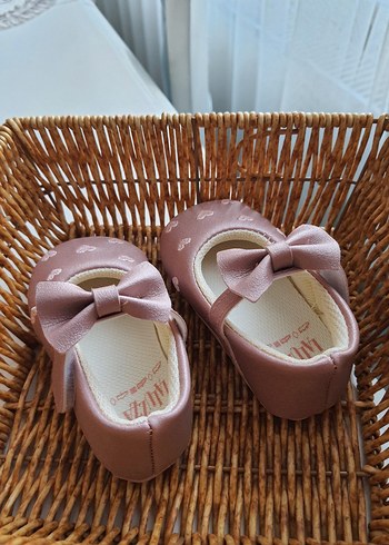 Pembe Nakışlı Kız Bebek Babet Ayakkabı - Görsel 3