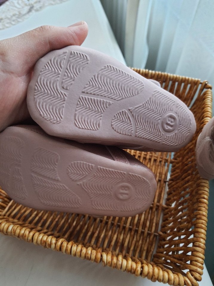 Pembe Nakışlı Kız Bebek Babet Ayakkabı - Görsel 4